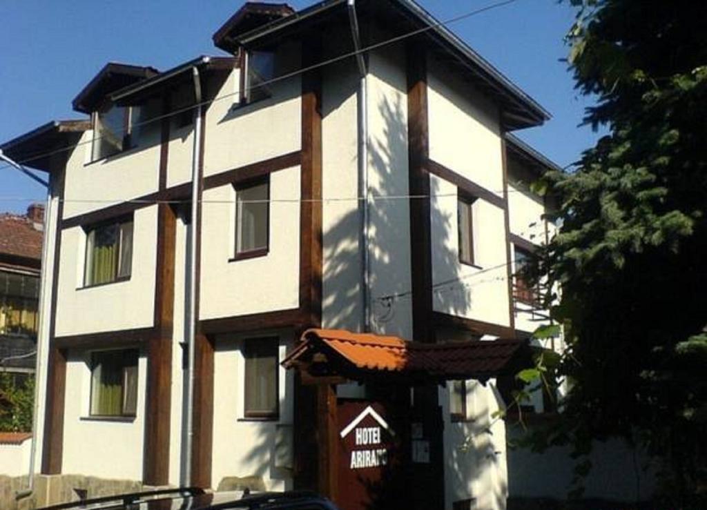 House Arirang Hotel Cherni Osum Exterior foto